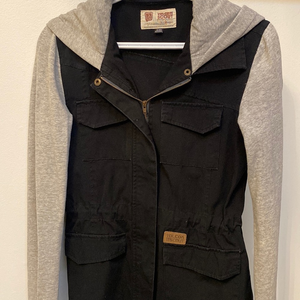 Euc Volcom scout XS jacket